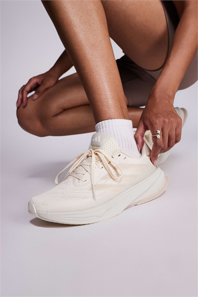 Кроссовки adidas Running Supernova Rise 2 артикул 142349467