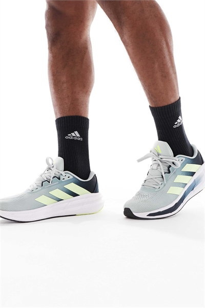 Кроссовки adidas Running Questar 3 артикул 141937449