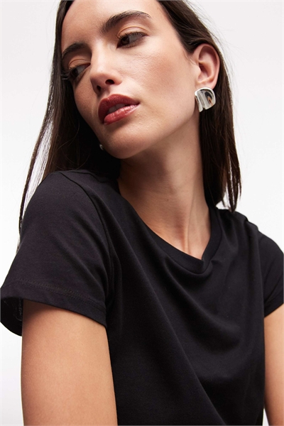 Футболка артикул 154322656