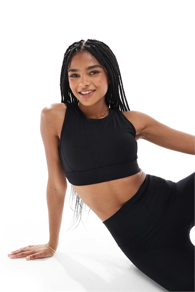 Спортивный бюстгальтер с высоким вырезом артикул 144887257