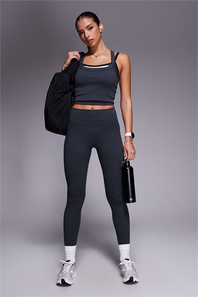 Леггинсы для занятий спортом с высокой талией и плавным кроем артикул 147510265