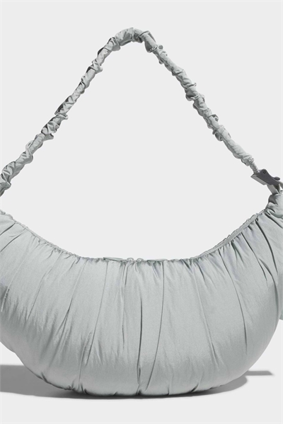 Незаменимая сумка через плечо артикул 155549775