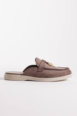 Лоферы с кисточками из искусственной замши цвета мокко артикул 152700473