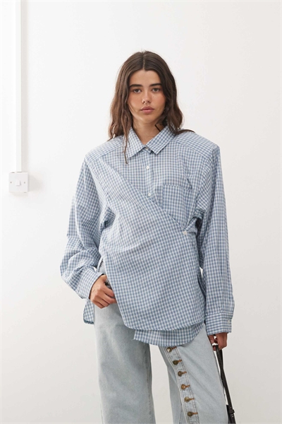 Хлопковая рубашка с объемными плечевыми вставками и разнообразными вариантами застегивания на пуговицах спереди, модель Notting Hill артикул 150831761