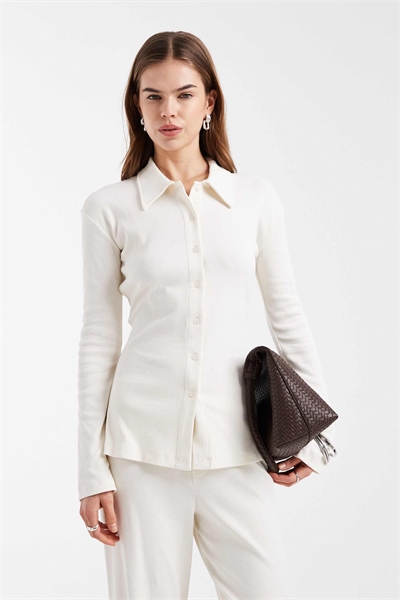 Блузка с воротником-ребристой манжетой и застежкой на пуговицы из ткани с высоким содержанием хлопка co-ord артикул 154055959