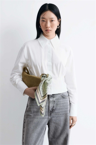 Рубашка с высоким содержанием хлопка и зауженной талией артикул 154340356