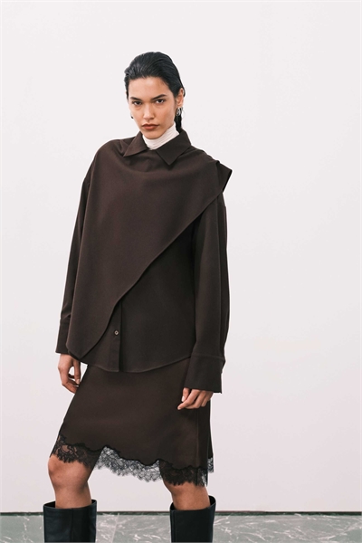 Шарф-накидка и рубашка свободного кроя артикул 154587668