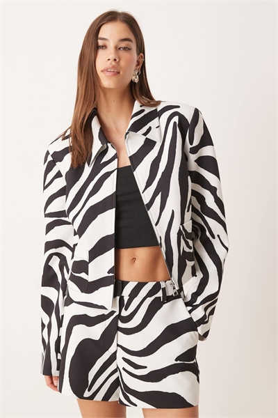 Короткий блейзер на молнии с индивидуальным кроем co-ord артикул 147561600