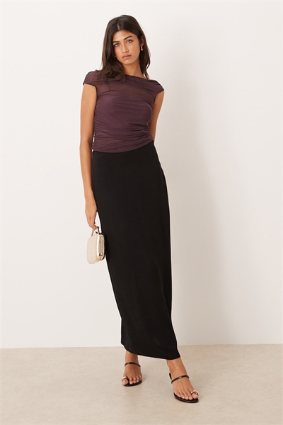 Юбка-карандаш средней длины с завязками сзади артикул 153154019