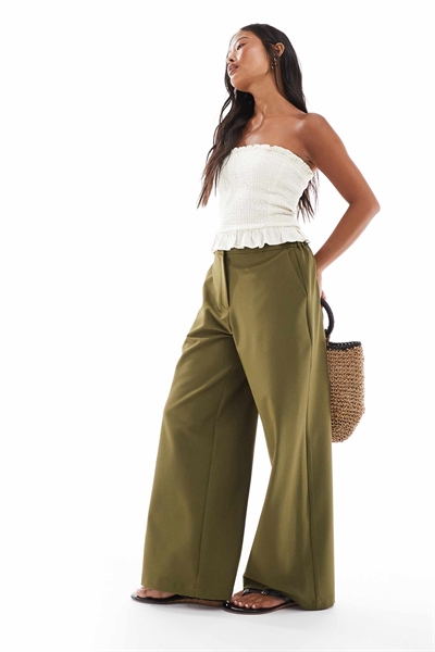 Брюки с прямым кроем, свободного покроя, в стиле «petite» артикул 148607176