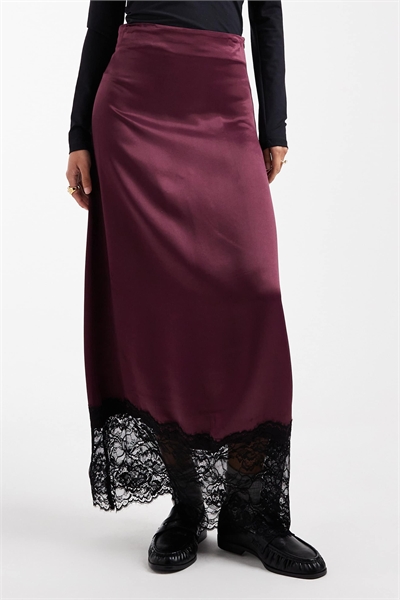 Макси-юбка из атласа и кружева с косой отрезкой артикул 153817434