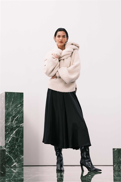 Атласная юбка-круг средней длины артикул 154235343