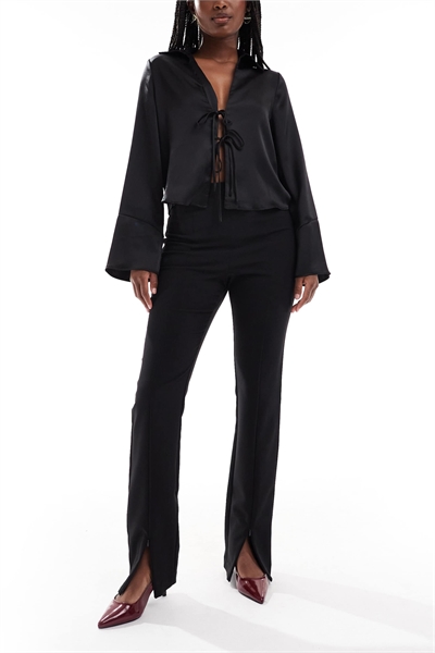 Брюки-скинни с зауженным кроем и застежкой-молнией спереди артикул 149276446