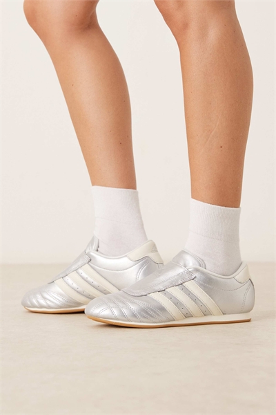 Тренеры по тхэквондо артикул 147261486