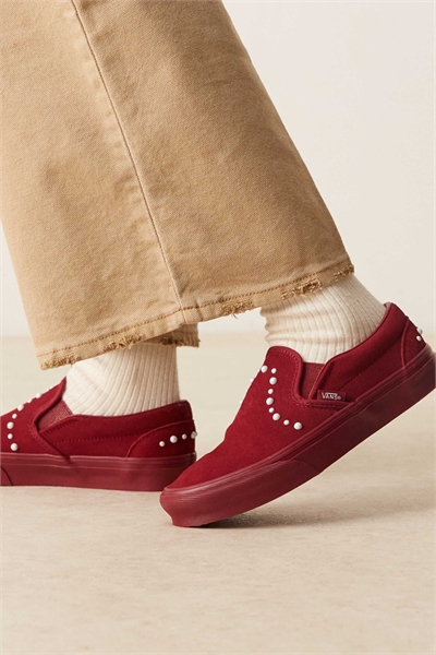 Классические кроссовки-слипоны с жемчужными элементами артикул 150174009