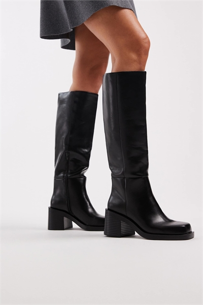 Ботинки до колен на толстом каблуке от Campbell артикул 147377696