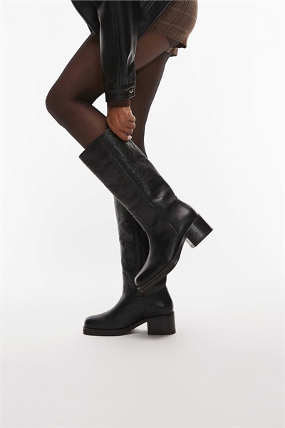Сапоги до колен с тиснением артикул 149518137