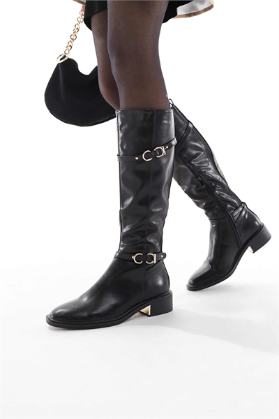 Верховые сапоги с изысканной застежкой в виде пряжки «латте» артикул 147791952