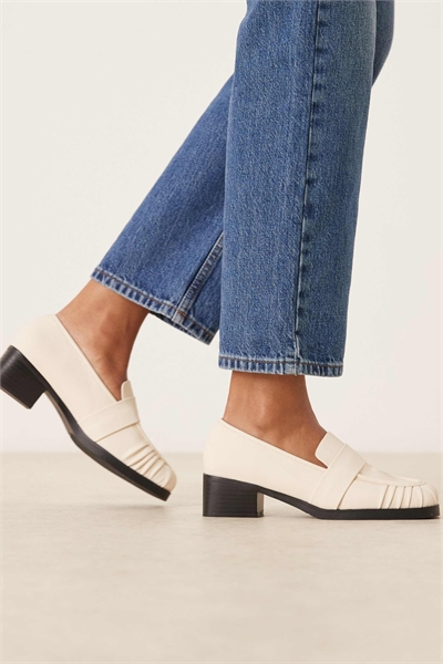 Лоферы Aarvi с квадратным носком артикул 147199728