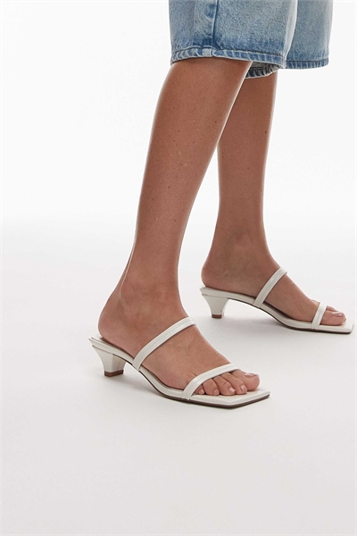 Ботильоны Izzy на конусном каблуке артикул 142803560