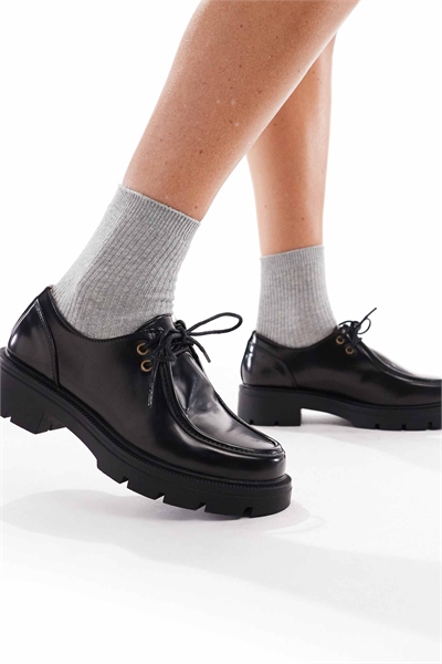 Кроссовки Alfa с толстыми шнурками артикул 147785528