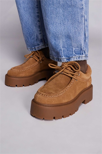 Лоферы с шнурками и закруглённой носком артикул 143438572