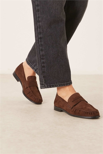 Лоферы «Минни» с широкой колодкой и рюшами артикул 146783527