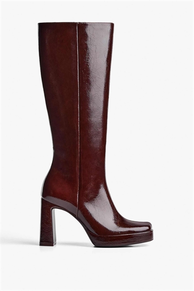 Ботинки на высоком каблуке с платформой артикул 152314549