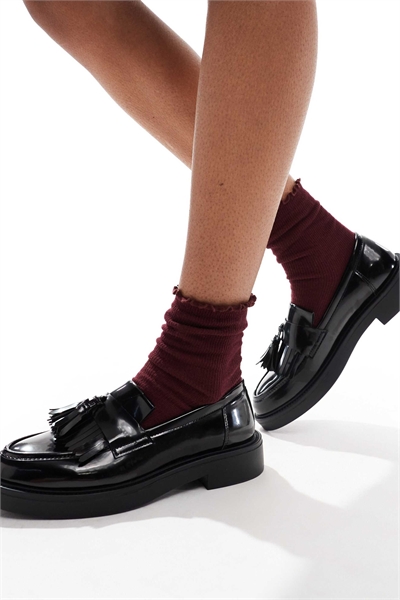 Лоферы Lawton с кисточками артикул 140701244