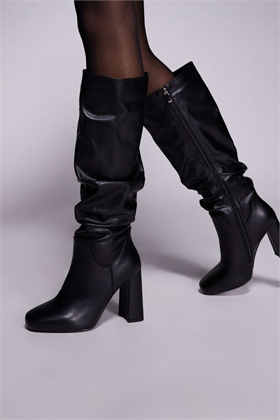 Simmi London Hanzel Широкие ботинки до колен с рюшами и блочным каблуком, черного цвета артикул 144907839