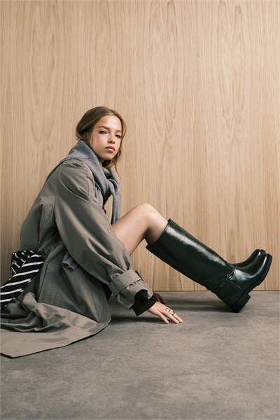 Кожаные ботинки Cole с плоской подошвой и отделкой в ярком зеленом цвете артикул 147264042