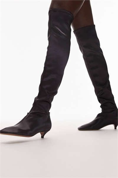 Ботинки из натуральной кожи выше колена темно-бордового цвета артикул 147662398