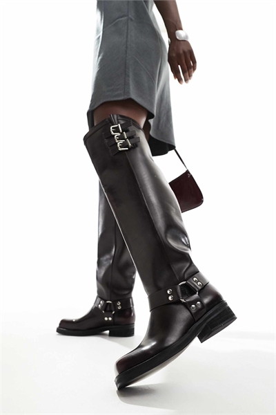 Ботинки Sagitarrius с плоской подошвой и ремнями над коленом, бордовые артикул 135501233