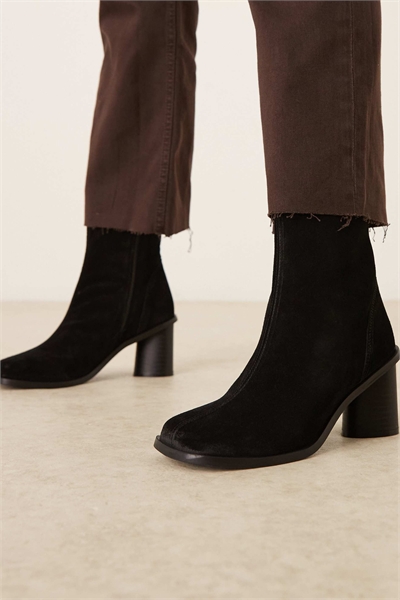 Ботильоны Rex из замши с круглым носком, черного цвета артикул 147258894