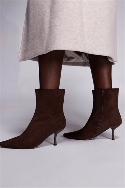 Ботильоны Beverly с заостренным носком и каблуком, коричневого цвета артикул 149140492