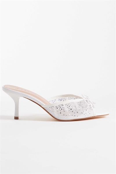 Сандалии на каблуке Eden с декоративными элементами артикул 152707258