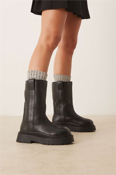 Ботинки Coast из черной кожи с толстой подошвой артикул 147258901