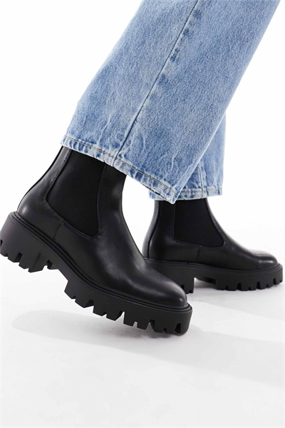 Массивные ботинки челси черного цвета артикул 148251117