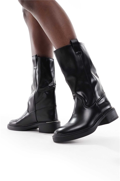 Короткие сапоги Twix черного цвета артикул 147790224