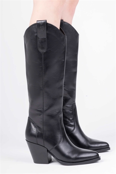 Кожаные ковбойские сапоги до колен с заостренным носком Austin черного цвета артикул 153631998