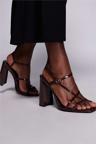 Сандалии Simmi London Malinda с широкой колодкой и ремешками артикул 151558067