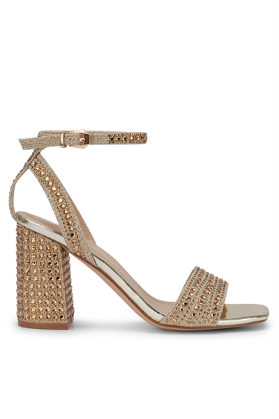 Сандалии на блочном каблуке с стразами и застежкой-пряжкой артикул 151942335