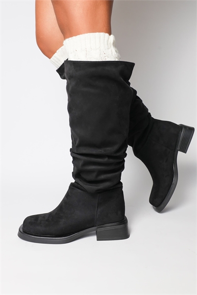 Ботинки Amrose с рюшами на каблуке из черной замши артикул 152998459