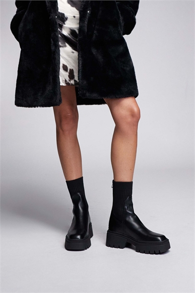 Ботильоны Simmi London Malakai Sock черного цвета артикул 136050723