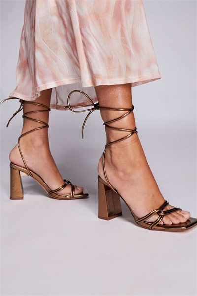 Сандалии Schiffer на блочном каблуке артикул 149146031