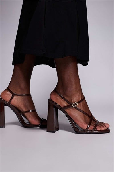 Сандалии Simmi London Malinda на блочном каблуке с ремешками артикул 151558010