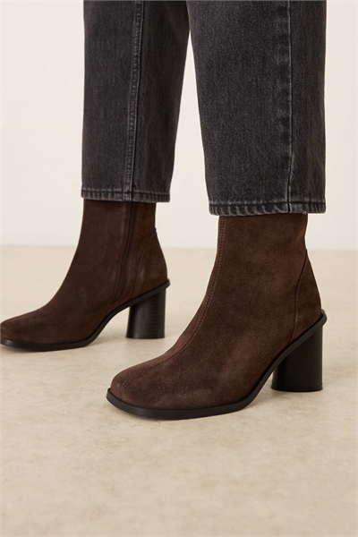 Ботильоны Rex из замши с круглым носком, шоколадного цвета артикул 147258882