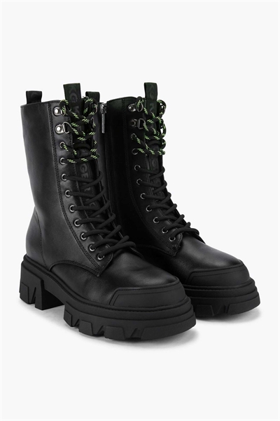 Ботинки Trekker lace up3 средней высоты, черного цвета артикул 154694825