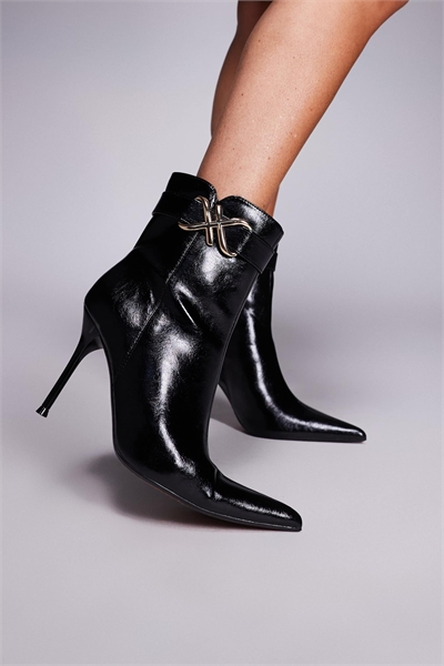 Ботильоны на каблуке с металлической фурнитурой, черного цвета артикул 150699748