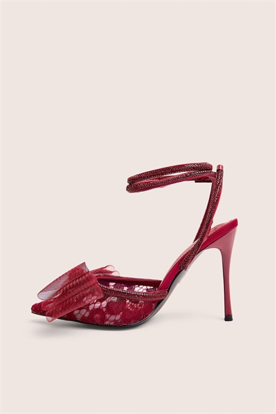 Туфли на шпильке с заостренным носком и ремешком «Брат Диаманте» артикул 154680506